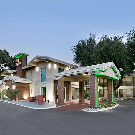 La Quinta Inn By Wyndham Dallas Uptown Zewnętrze zdjęcie