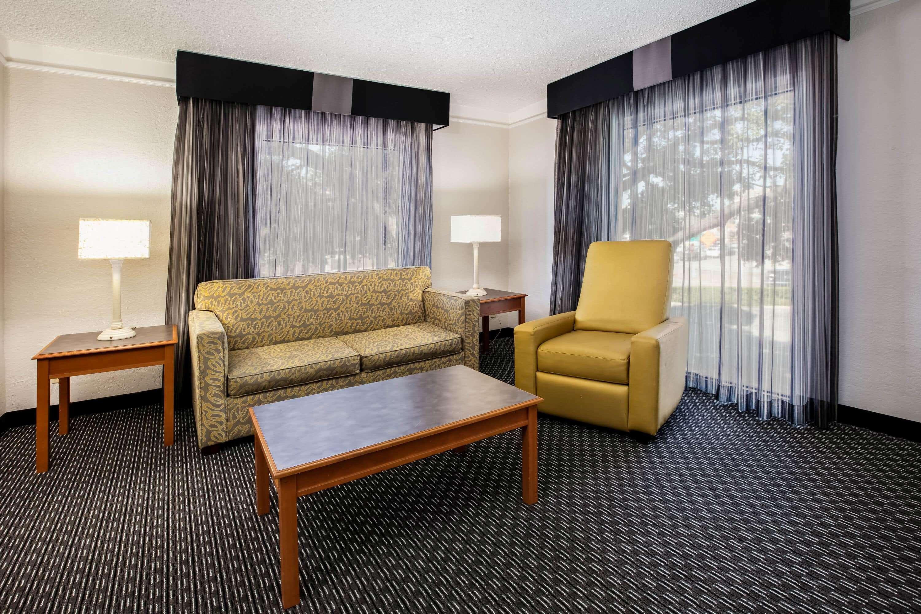 La Quinta Inn By Wyndham Dallas Uptown Zewnętrze zdjęcie