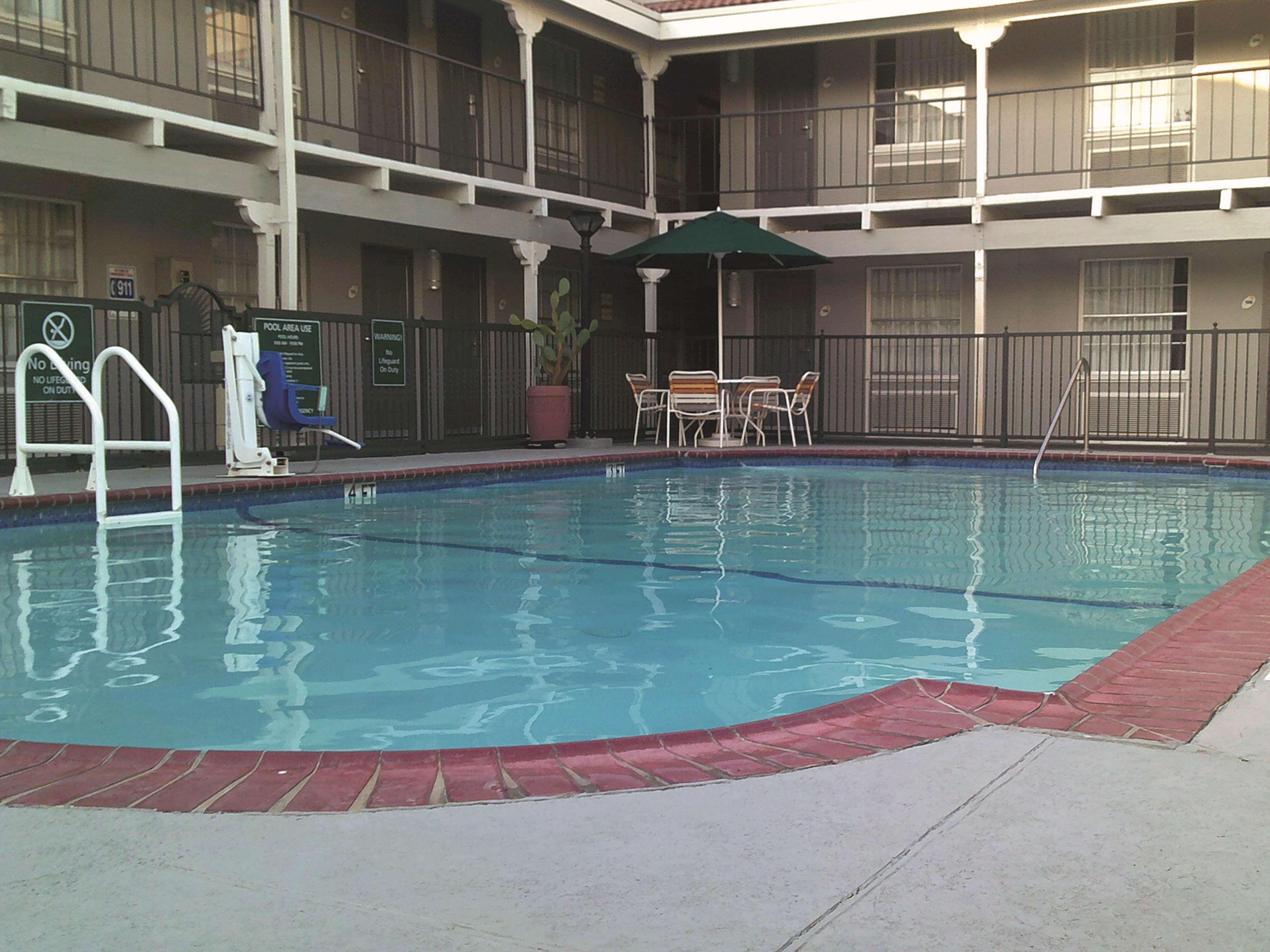 La Quinta Inn By Wyndham Dallas Uptown Zewnętrze zdjęcie
