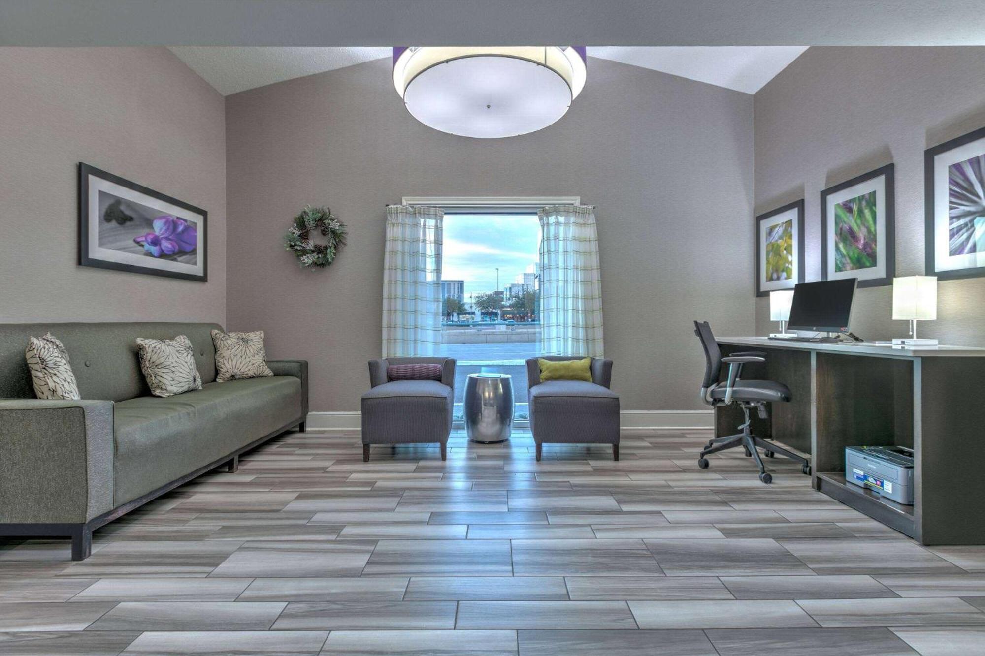 La Quinta Inn By Wyndham Dallas Uptown Zewnętrze zdjęcie
