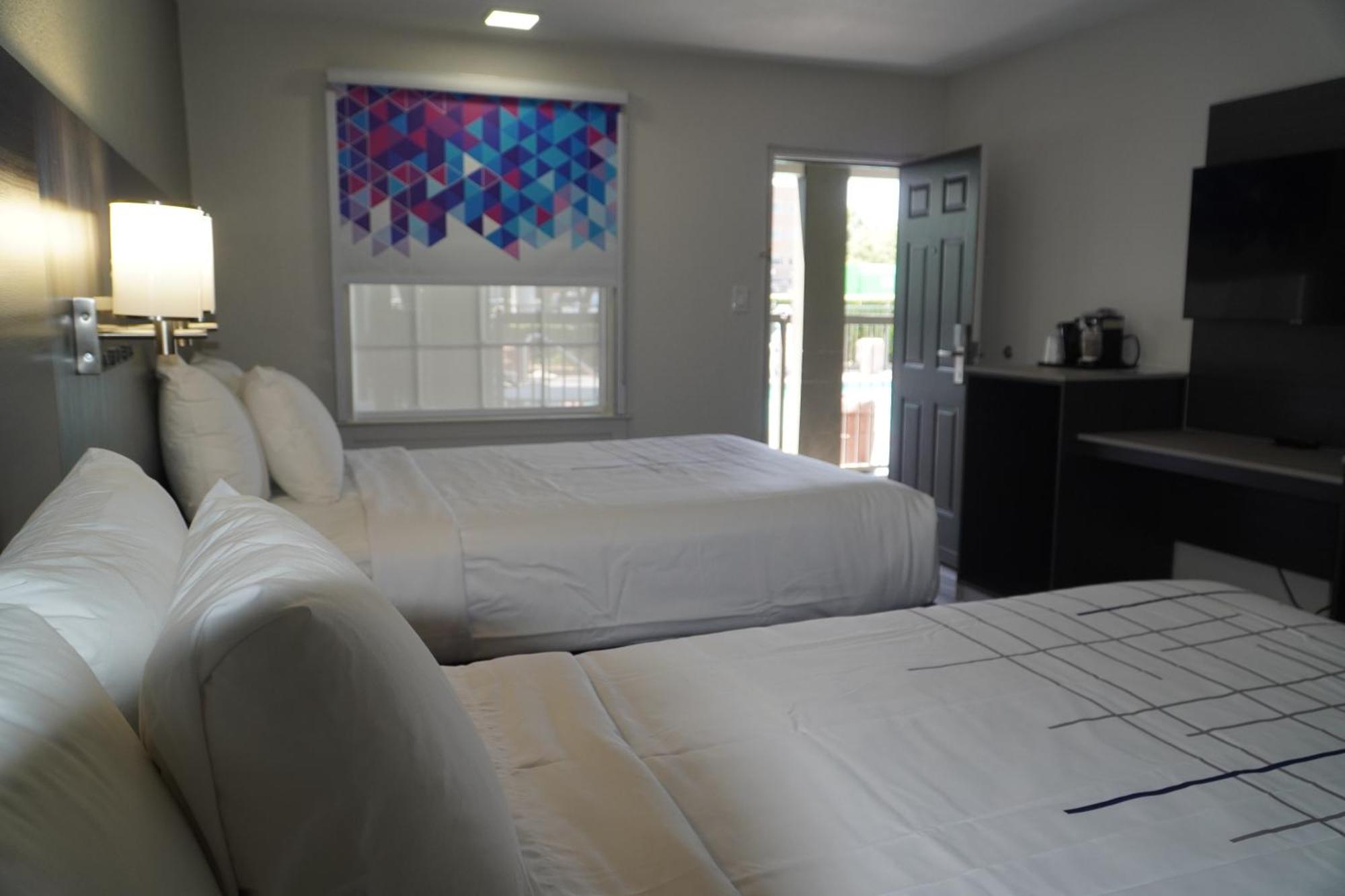 La Quinta Inn By Wyndham Dallas Uptown Zewnętrze zdjęcie