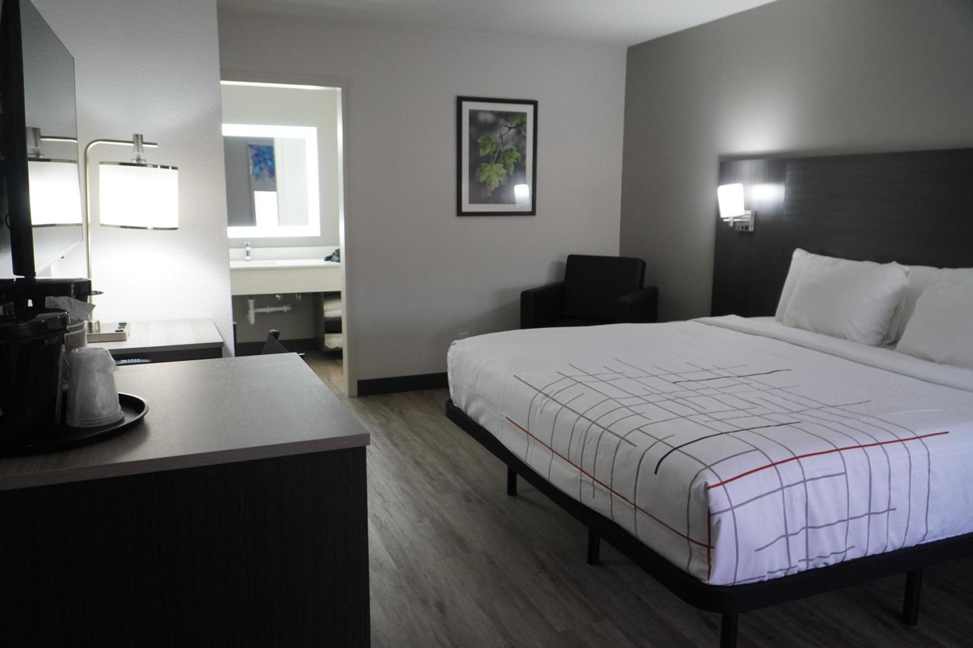 La Quinta Inn By Wyndham Dallas Uptown Zewnętrze zdjęcie